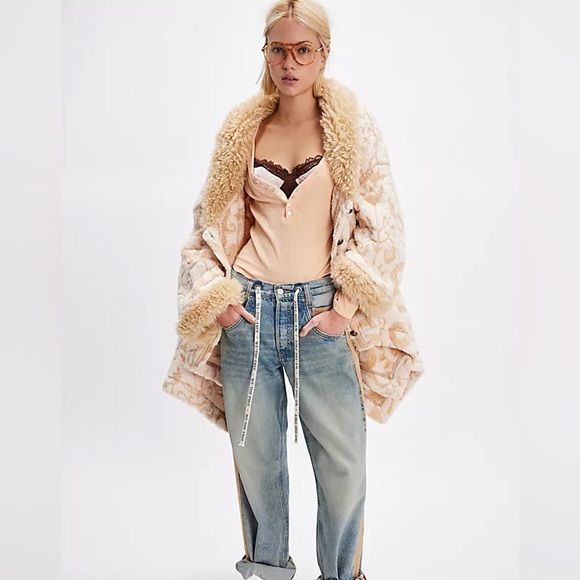 Free People Bleecker Street Tan Oversized Cardi Fur Collar Sweater Size Large/XL - Picture 4 of 12